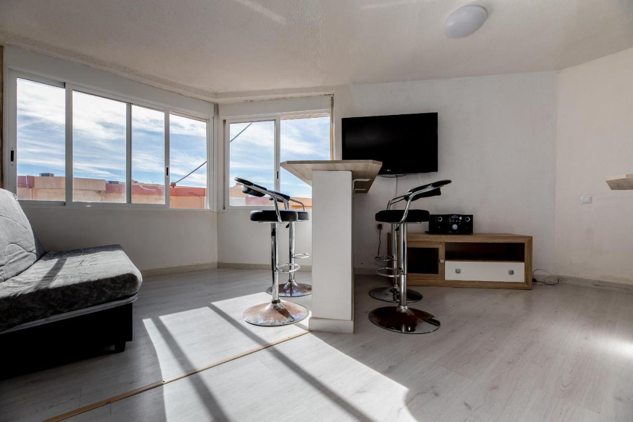 Bright Studio With The Seaview And Swimming Pool La Manga del Mar Menor Exterior foto